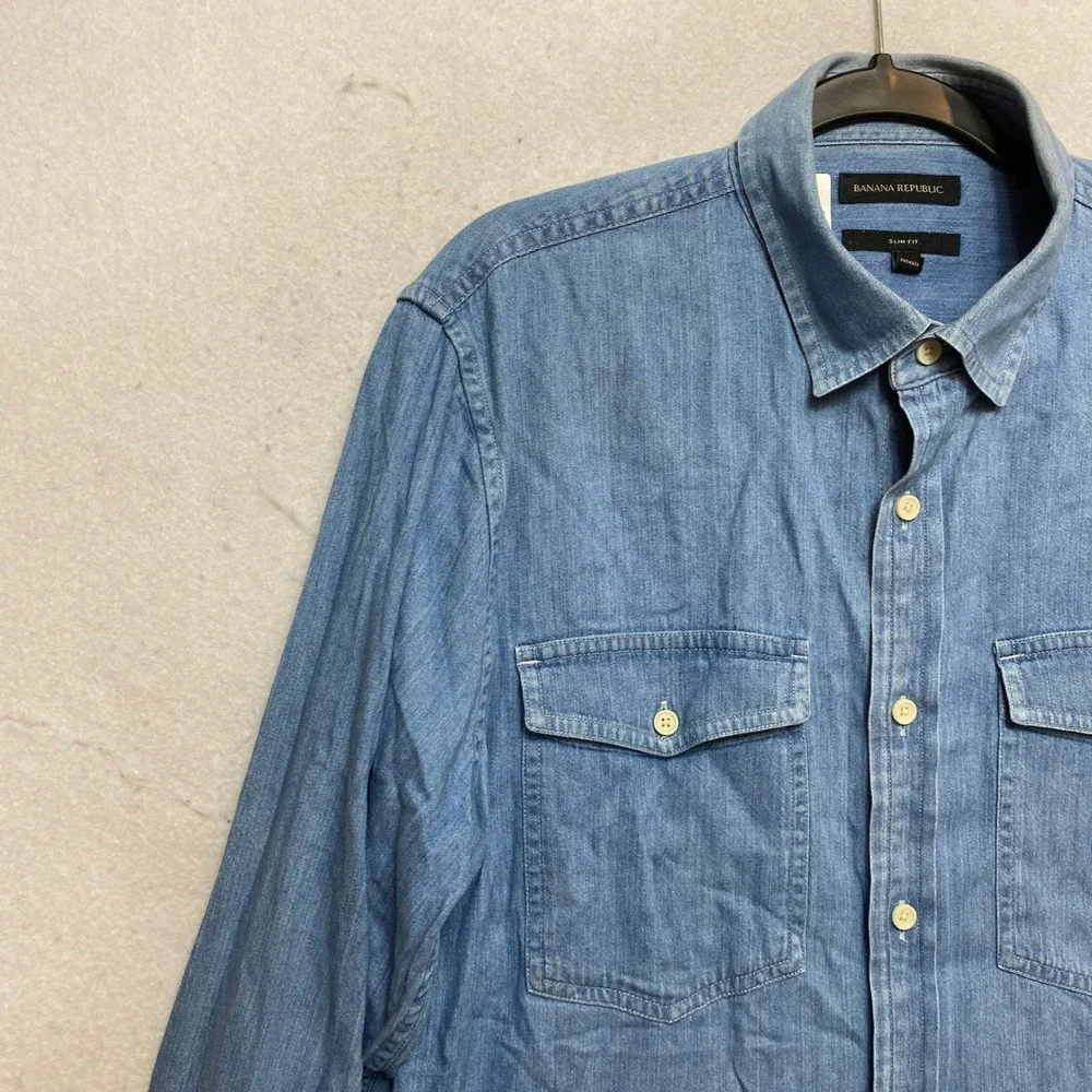 Banana Republic Shirt Mens M Blue Long Sleeve Slim Fit Denim Chambray Button Up